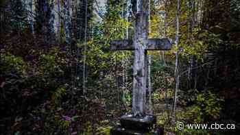 Ukrainian Canadians fight to save a forgotten cemetery in Quebec's Abitibi region