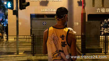 Hong Kong Marathon runners forced to change, cover 'political' slogan: reports - FRANCE 24