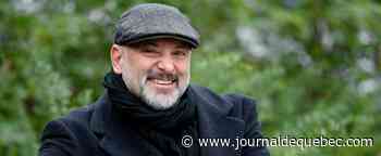 Martin Levac interprète Phil Collins et Genesis