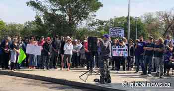 Saskatchewan government introduces plans to keep protesters away from hospitals