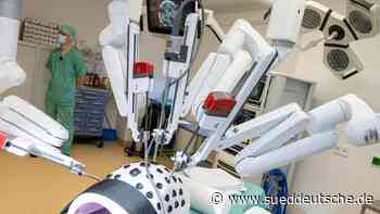 Gesundheit - Stralsund - Vierarmiger Roboter operiert in Stralsunder Klinikum - Gesundheit - Süddeutsche Zeitung
