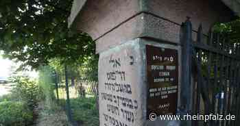 Gedenktafel für jüdischen Friedhof - Essingen - DIE RHEINPFALZ - Rheinpfalz.de