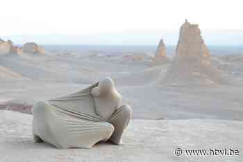 Fotografe toont in Lommel 'dansende foto's' uit Iran: “Dansen is er vaak verboden in openbaar” - Het Belang van Limburg