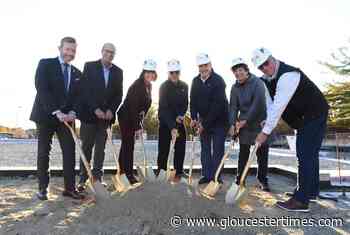 Bank breaks ground for new Gloucester branch | News | gloucestertimes.com - Gloucester Daily Times