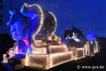 Wuustwezel knipt het licht uit en verwelkomt negen praalwagens vol lampjes - Gazet van Antwerpen