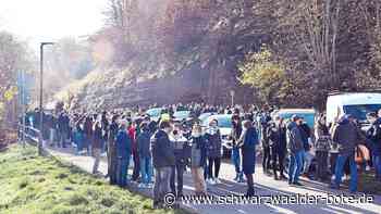Alarmübung in Schramberg: Gymnasiasten treffen sich am Sammelplatz im Seilerwegle - Schwarzwälder Bote