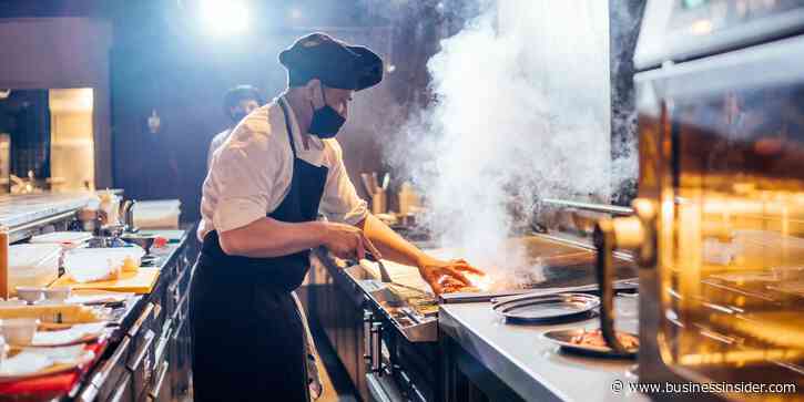 A Florida restaurant chain says boosting pay and offering better benefits helped it end its labor shortage