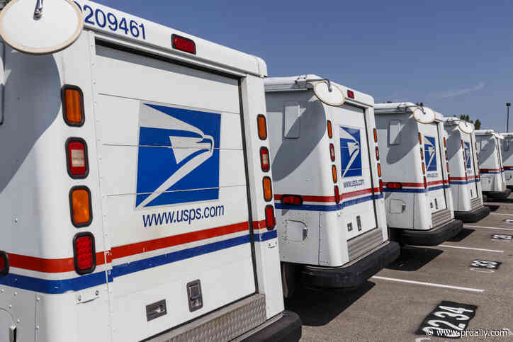 USPS promises reliable holiday deliveries, shoppers plan to avoid Black Friday crowds, and Twitter reacts to McDonald’s Mariah Carey partnership