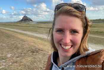 Rebecca zoekt haar prins op de motor