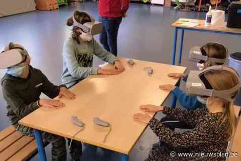 VR-bril geeft scholieren een beeld van de dode hoek