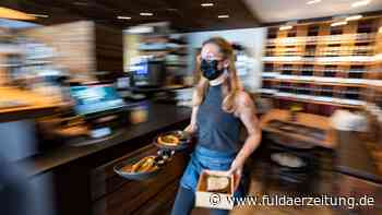 Corona: Fokus auf PCR-Tests hat Folgen für Wirte und Hotelbetreiber - Fuldaer Zeitung