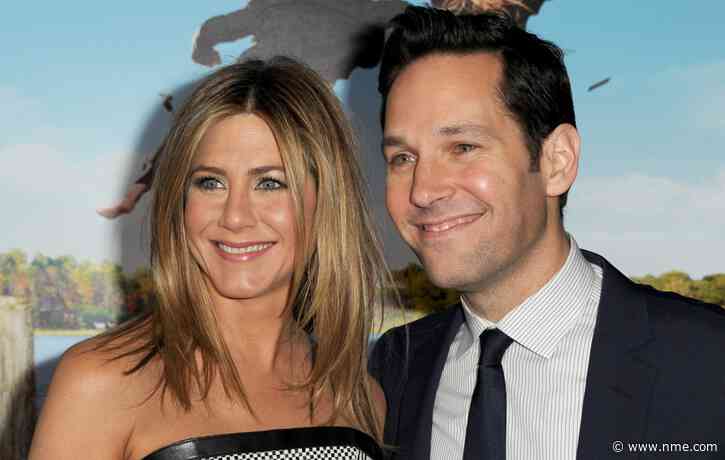 Jennifer Aniston “so happy” that Paul Rudd has been named Sexiest Man Alive
