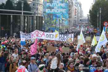 1.000 betogers stappen mee in klimaatmars door Brussel - BRUZZ