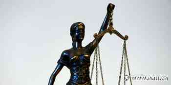 Soldat bleibt nach Senden von Nacktfotos an 13-Jährige im Rang herabgestuft - Nau.ch