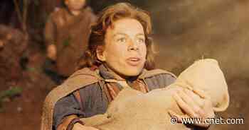 Willow himself, Warwick Davis, introduces cast of Disney Plus reboot     - CNET