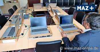 Rathenow: 200 Schul-Laptops warten auf ihre Nutzer - Märkische Allgemeine Zeitung