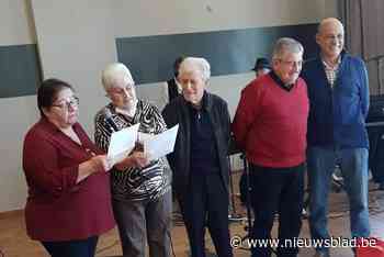 Okra Herne blaast zestig kaarsjes uit