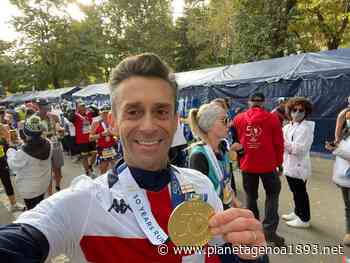 Alla maratona di New York spicca una maglia del Genoa - Pianetagenoa1893.net