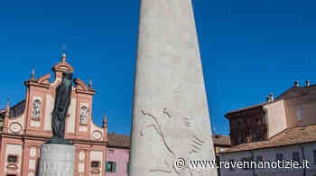 Lugo: l'ala di Baracca illuminata di bianco per la lotta contro il cancro al polmone - ravennanotizie.it