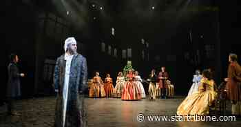 Audience member disrupts Guthrie's 'A Christmas Carol'