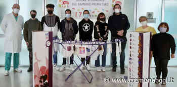 Giornata del Neonato Prematuro Un'opera nell'atrio dell'ospedale - Cremonaoggi