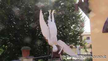 Un'opera inaugura la mostra di Greco - Qui News Cuoio