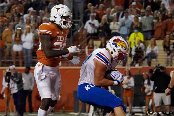 BLOG: Texas hits rock bottom with loss to Kansas, first 5-game losing streak in over 60 years