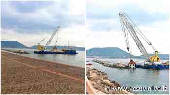 Partiti i lavori per difendere la costa dei Campi Flegrei: tra i borghi marinari più belli - Vesuvio Live