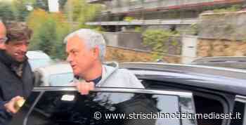 Tapiro d'oro indigesto per Josè Mourinho: lo Special one fugge (di... - News - Striscia la notizia