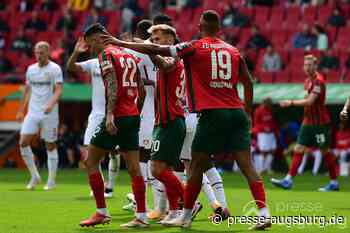 Die Rosenau Gazette – Kolumne zum FC Augsburg | Hinterherlaufen | Presse Augsburg - Presse Augsburg