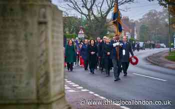 Large crowds turnout at Shenley Remembrance Day service