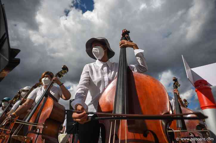 Venezuelan Musicians Pursue World’s Largest Orchestra Record