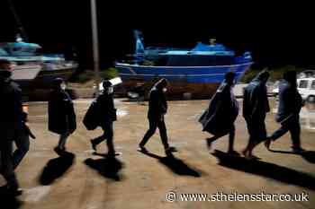 Italian coastguard rescues 550 migrants in stormy seas - St Helens Star