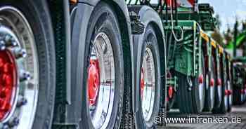 Erlangen: LKW-Fahrer hört Geräusche aus dem Anhänger - Polizei findet elf Minderjährige in verplombtem Innenraum - inFranken.de