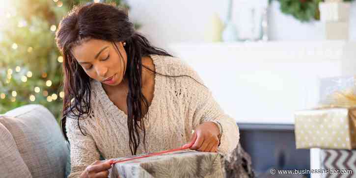 5 side hustles to earn you extra cash during the holidays
