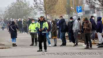 Andrang im Impfzentrum: 1500 Personen geimpft - viele zum ersten Mal