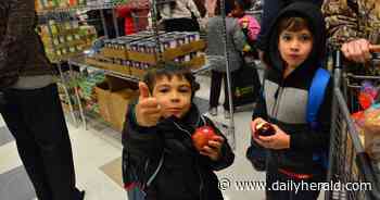 Good News Sunday: Aurora man who rescued driver stuck on tracks named Citizen of Year - Daily Herald