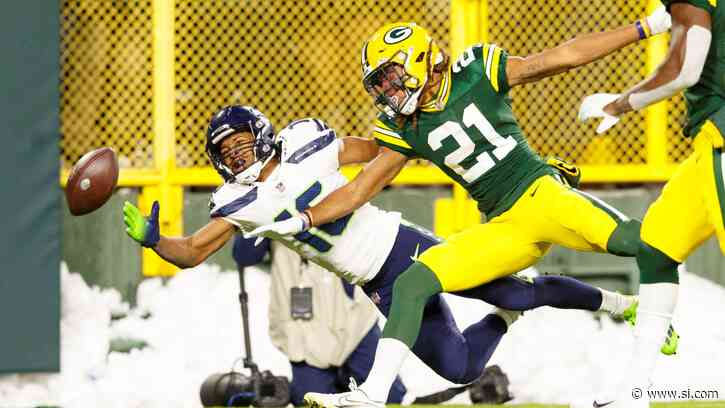 Dillon, Defense Lead Charge as Packers Swamp Seahawks - Sports Illustrated