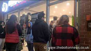 Cha Cha Chai Bolton sees queues of people on opening night - The Bolton News