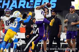 Justin Jefferson caught nine passes for 143 yards and used his acrobatics in Vikings’ 27-20 victory
