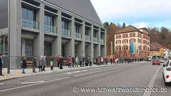 Corona-Impfung im Kreis Calw: Immer wieder liegen die Nerven blank