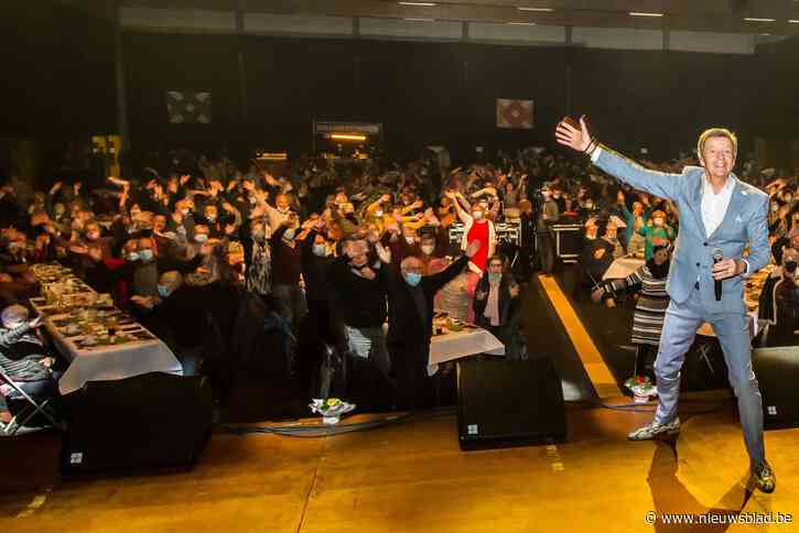 Willy Sommers bezorgt senioren onvergetelijke namiddag