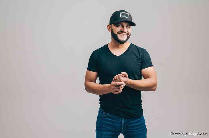 November Country Rookie of the Month: Frank Ray