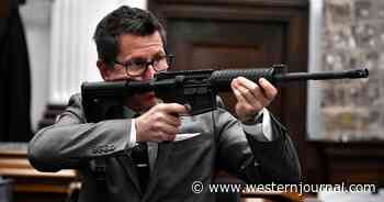 Rittenhouse Prosecutor Violates Gun Safety, Points AR-15 with Finger on Trigger at Court Full of People