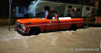 Flooding prompts Highway 1 closure between Abbotsford and Hope until further notice