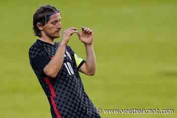 Real geeft 36-jarige 'onverslijtbare' Modric een nieuw contract