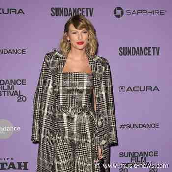 Taylor Swift reacts to Red endorsement from Boy Meets World's William Daniels
