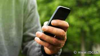 Phones top list of fires among electronic devices, says Health Canada