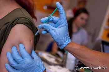 PS ziet verplichte vaccinatie vanaf 18 jaar als dé oplossing, De Croo geen voorstander