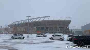 Home field advantage? Cold, snow await Canada and Mexico in Edmonton soccer match
